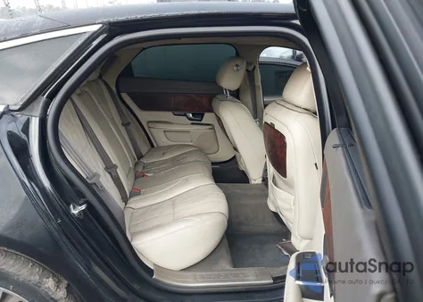 2011 Jaguar Xj Xjl z USA, uszkodzony, nr VIN SAJWA2GB7BLV06924